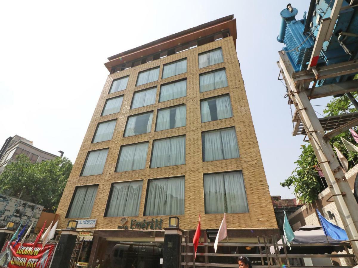 Hotel Emerald Kolkata Ngoại thất bức ảnh