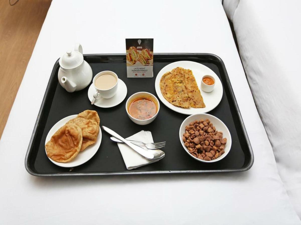 Hotel Emerald Kolkata Ngoại thất bức ảnh