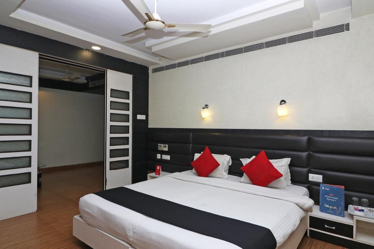 Hotel Emerald Kolkata Ngoại thất bức ảnh