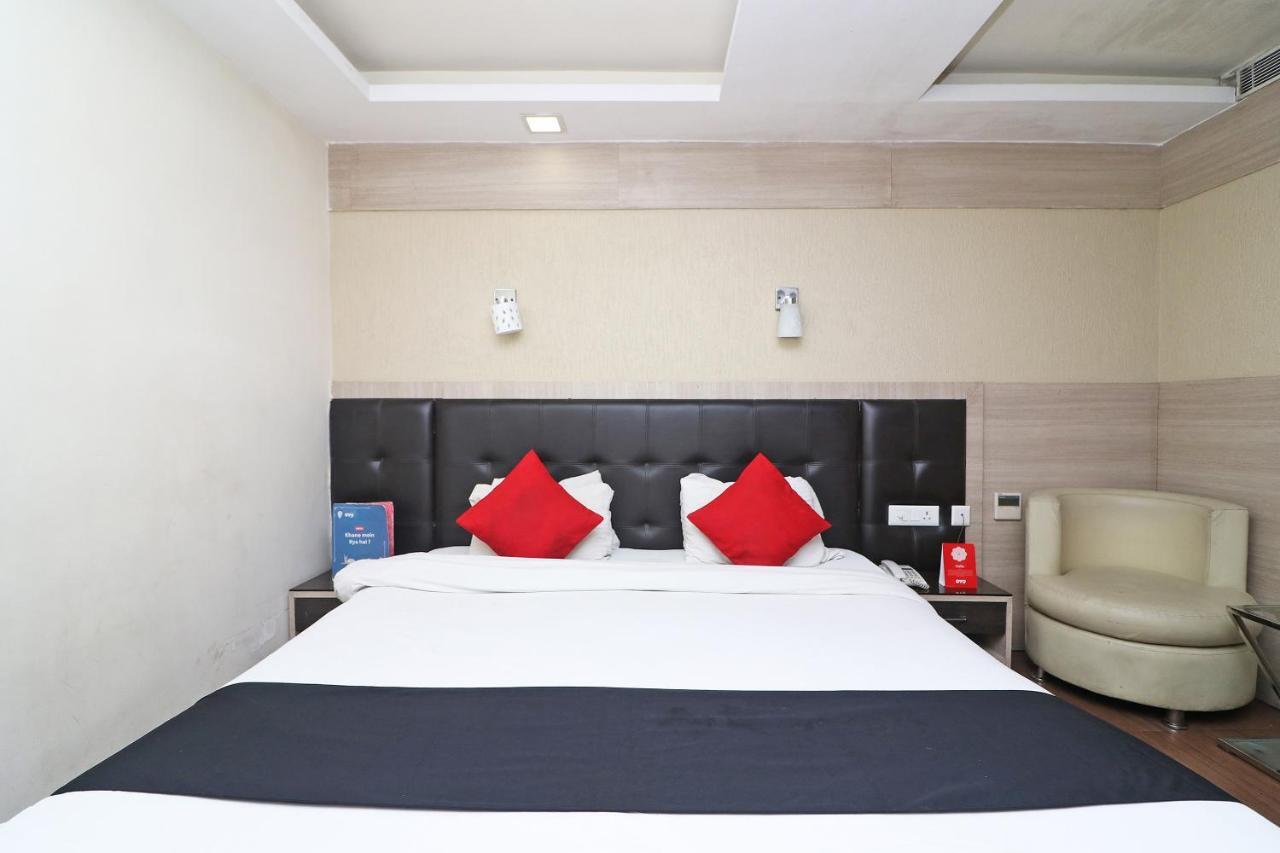 Hotel Emerald Kolkata Ngoại thất bức ảnh