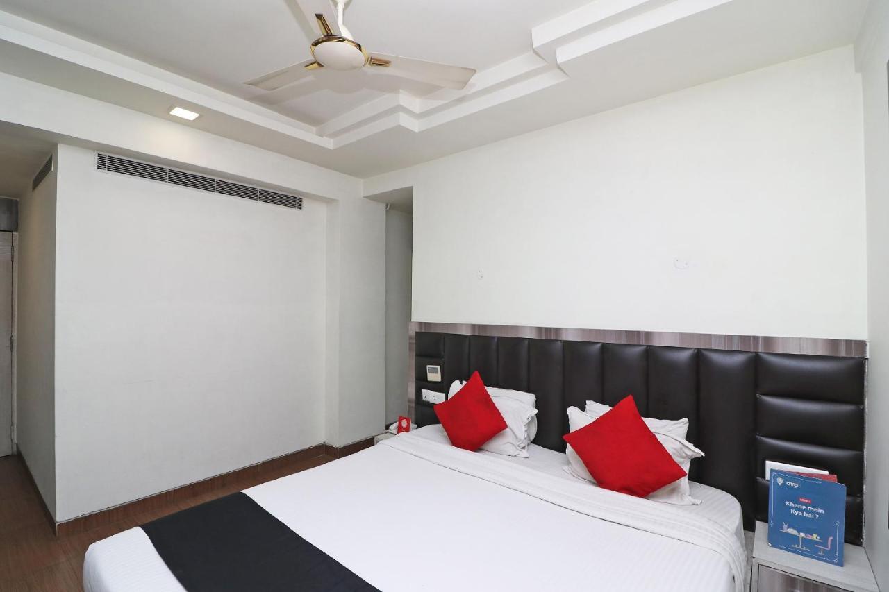 Hotel Emerald Kolkata Ngoại thất bức ảnh